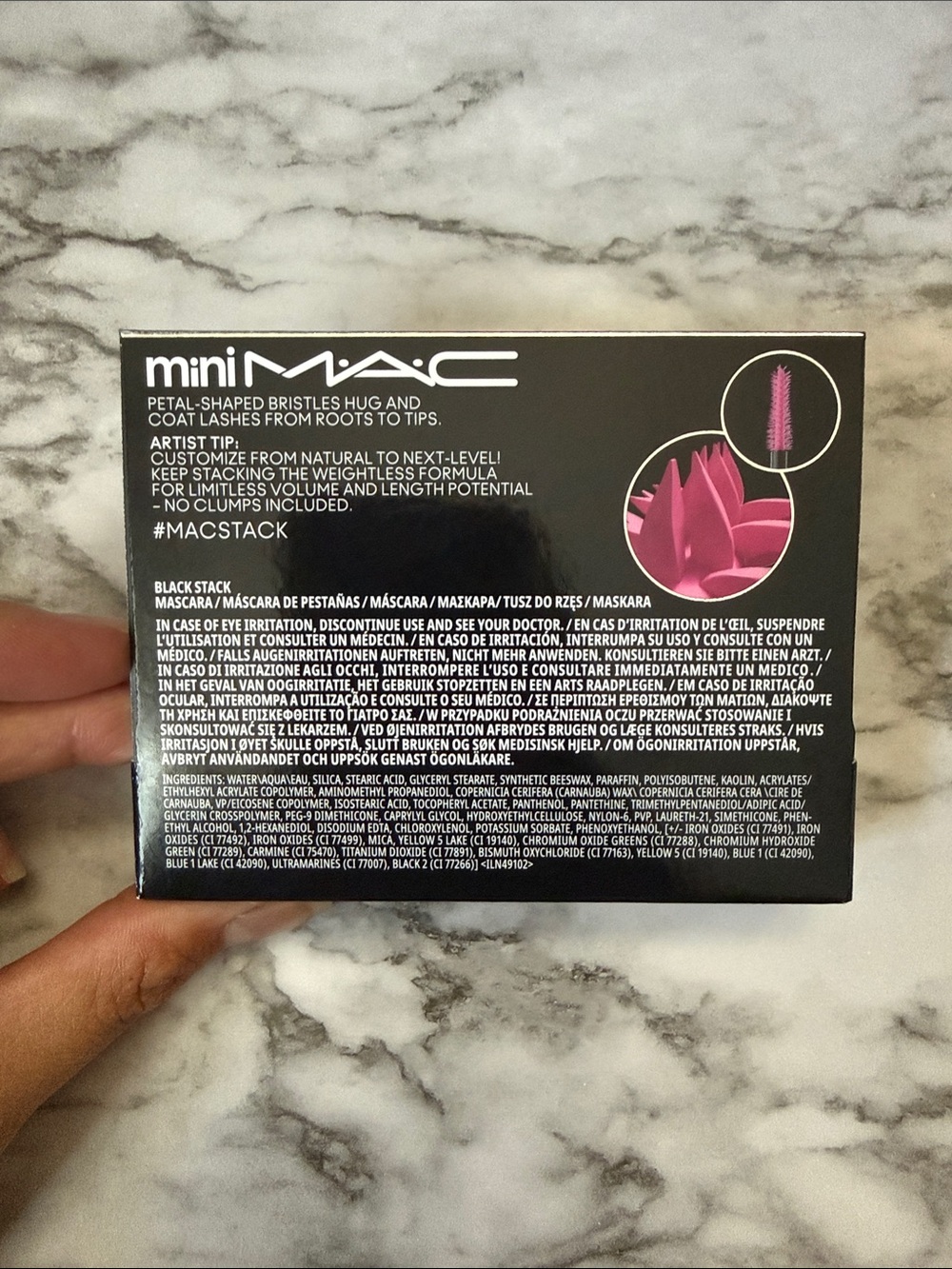 MAC Stack Mascara - Black - Picture 3 of 4